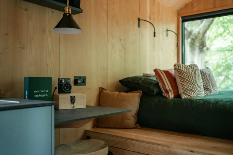 Low-Stress Home Design: Creating Interiors That Reduce Screen Time